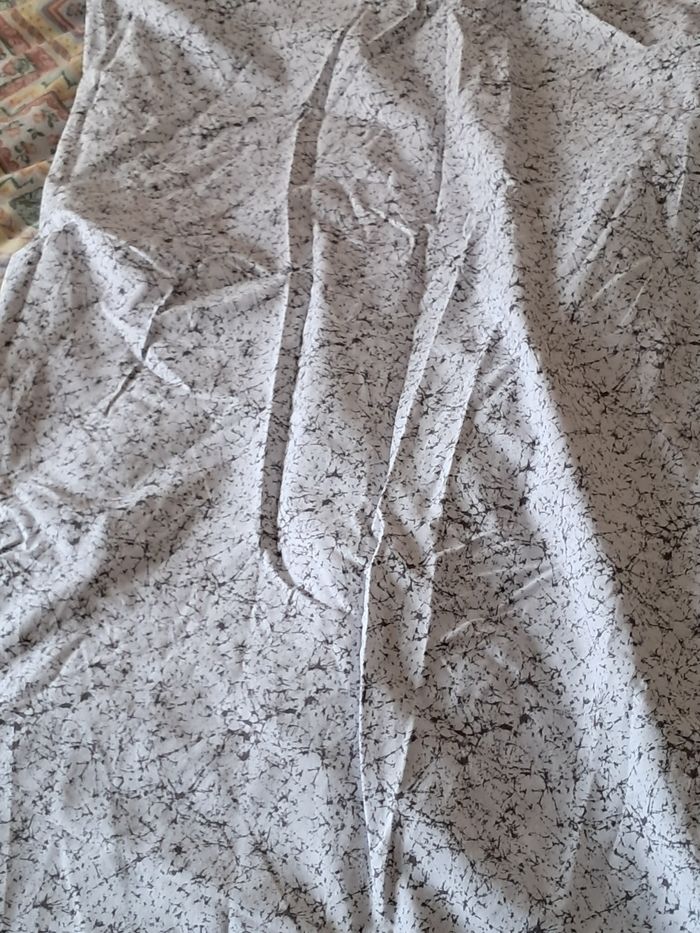 Housse de couette et 1 taie . 1 personne - photo numéro 3