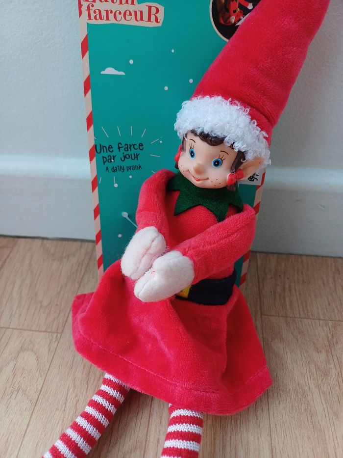 Lutin farceur de Noël fille - photo numéro 3