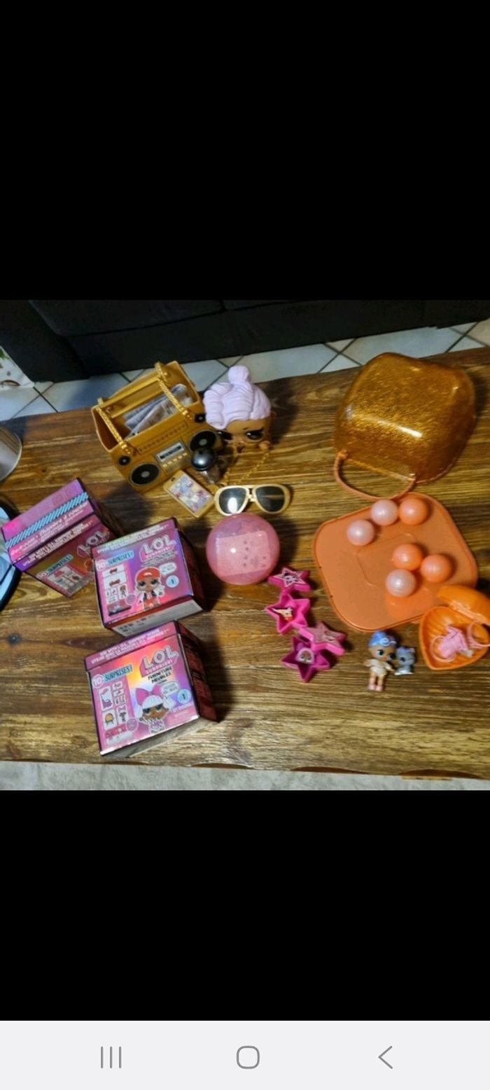 beau lot LOL SURPRISE