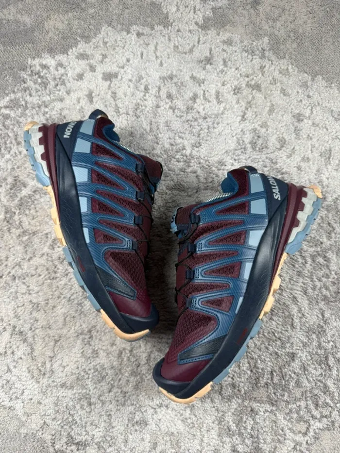 Salomon XA Pro 3D V8 - Bordeaux & Blue