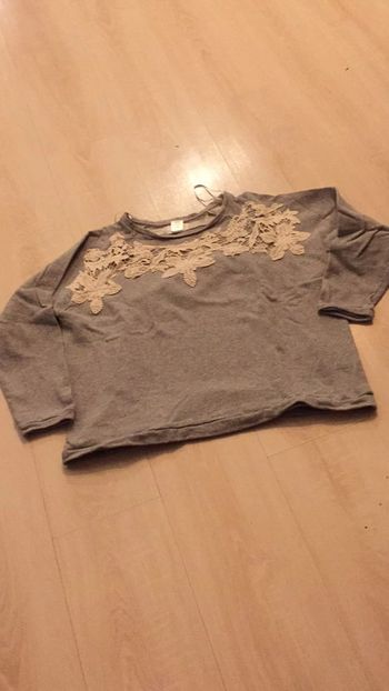 Haut ultra tendance neuf