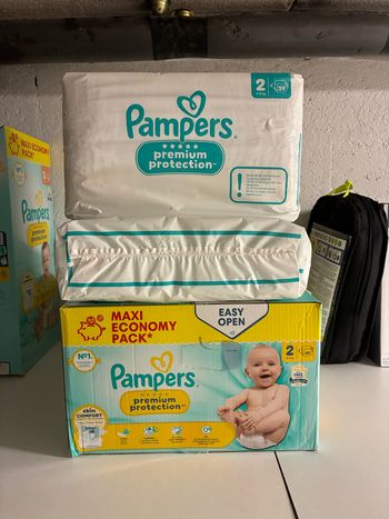 192 couches Pampers Premium Protection Taille 2