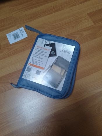 matelas à langer de voyage avec son sac de transport neuf