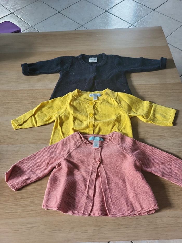 Lot 3 gilets 3 mois