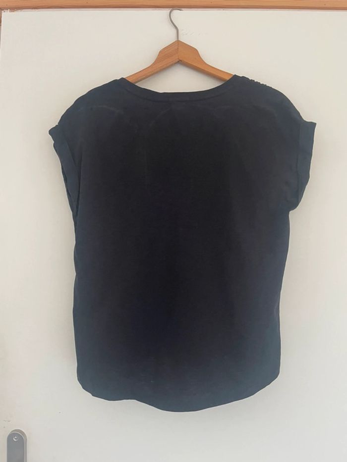 T-shirt noir Bizzbee - photo numéro 4