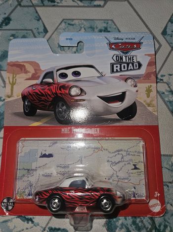 Voiture cars métal Disney Pixar Mattel neuve sous blister