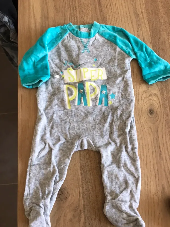 Lot de 3 pyjamas taille 3 mois - photo numéro 4