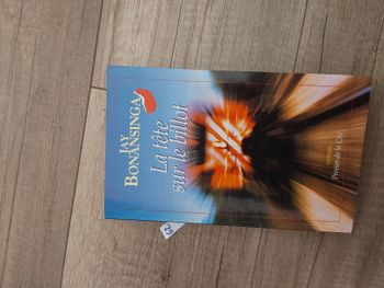 0 Livre La tête sur le billot