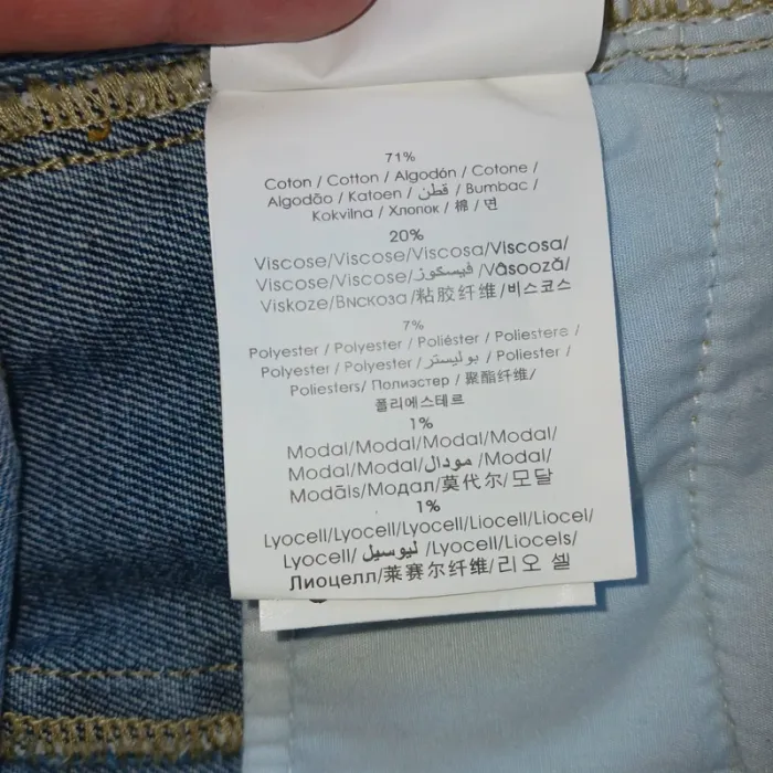 Short en jean taille 42/xl cachecache - photo numéro 7