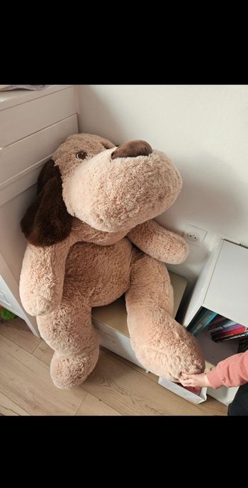 Grosse peluche chien – 130 cm