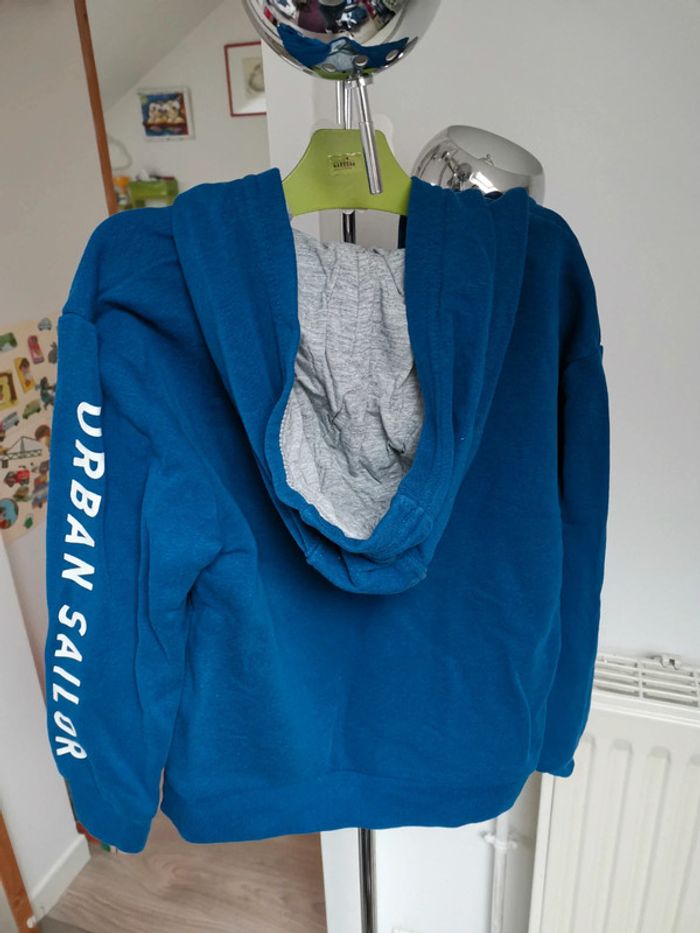 Pull capuche Okaïdi garçon 6 ans - photo numéro 2