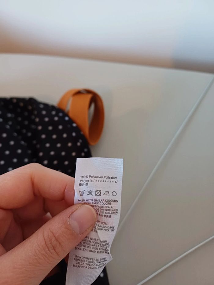 Robe noire légère à motifs Unique 21 taille S 36 - photo numéro 11
