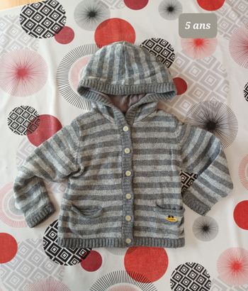 Gilet chaud veste argenté Taille 5 ans 👧