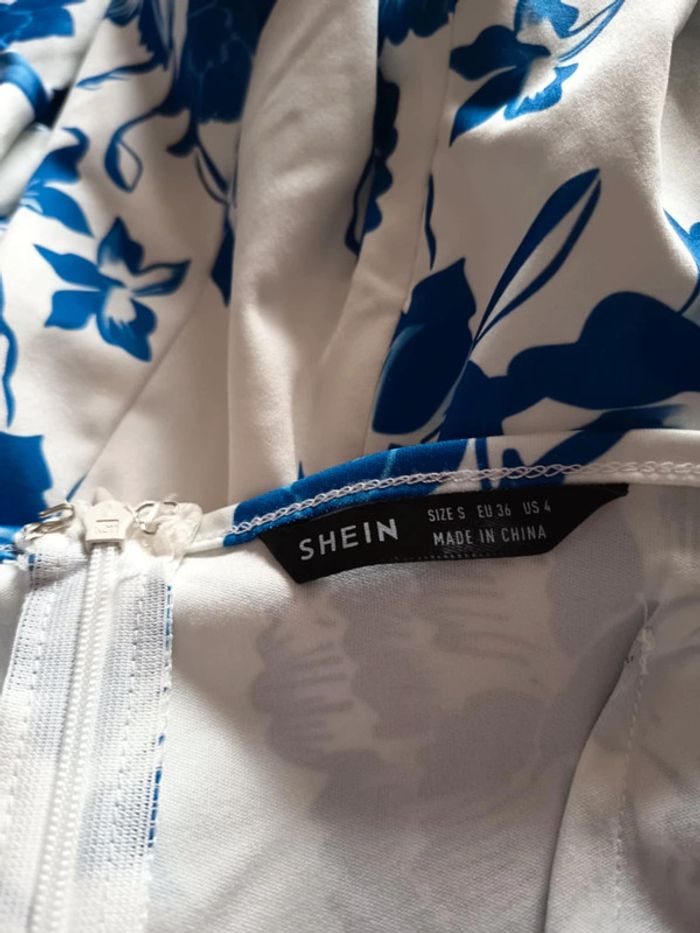 Robe bustier courte .manches longues. Marque shein . - photo numéro 5