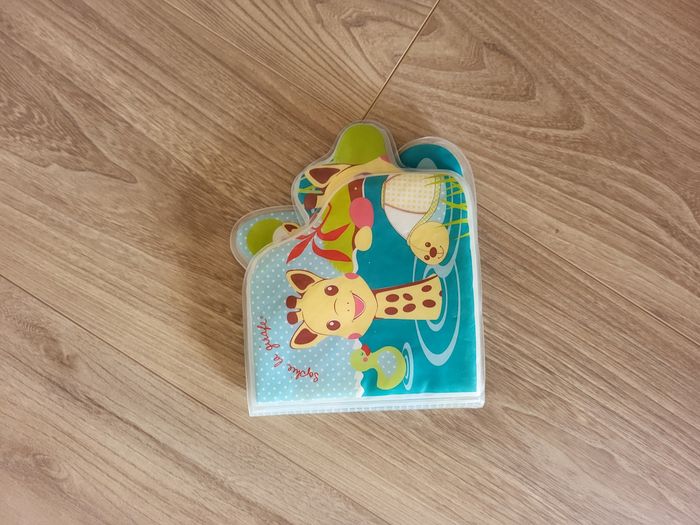 Livre bain Sophie la girafe