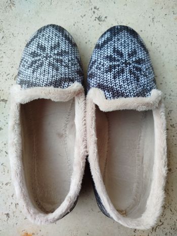 Paire de Pantalon neuve