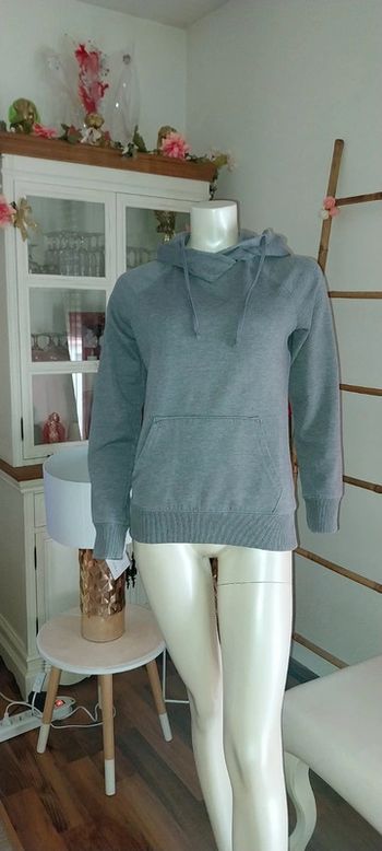 Sweat à Capuche gris by H&M Divided très bon état Taille S