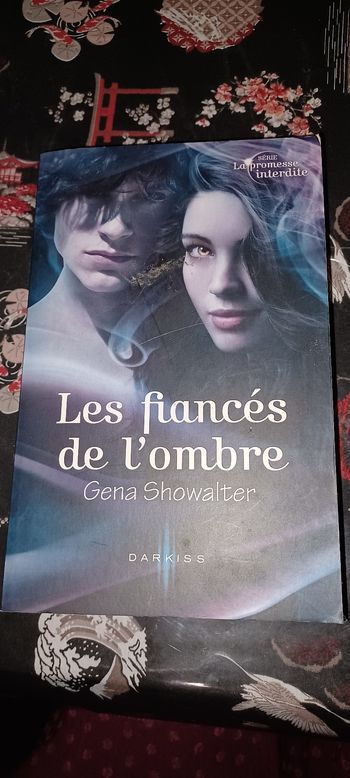 Les fiancés de l'ombre Gena Showalter