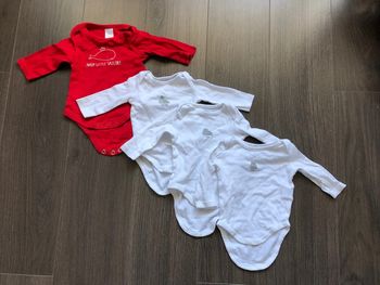 Lot 4 bodies 1 mois C&A, Obaïbi