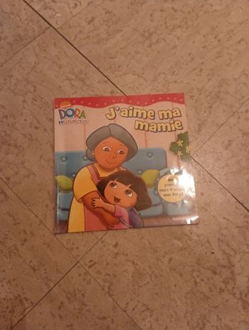 Livre Dora : J'aime ma mamie