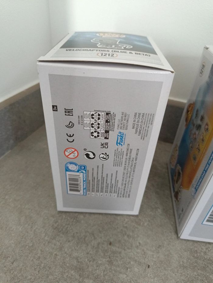 Lot funko Jurassic world 1212 1218 1206 - photo numéro 13