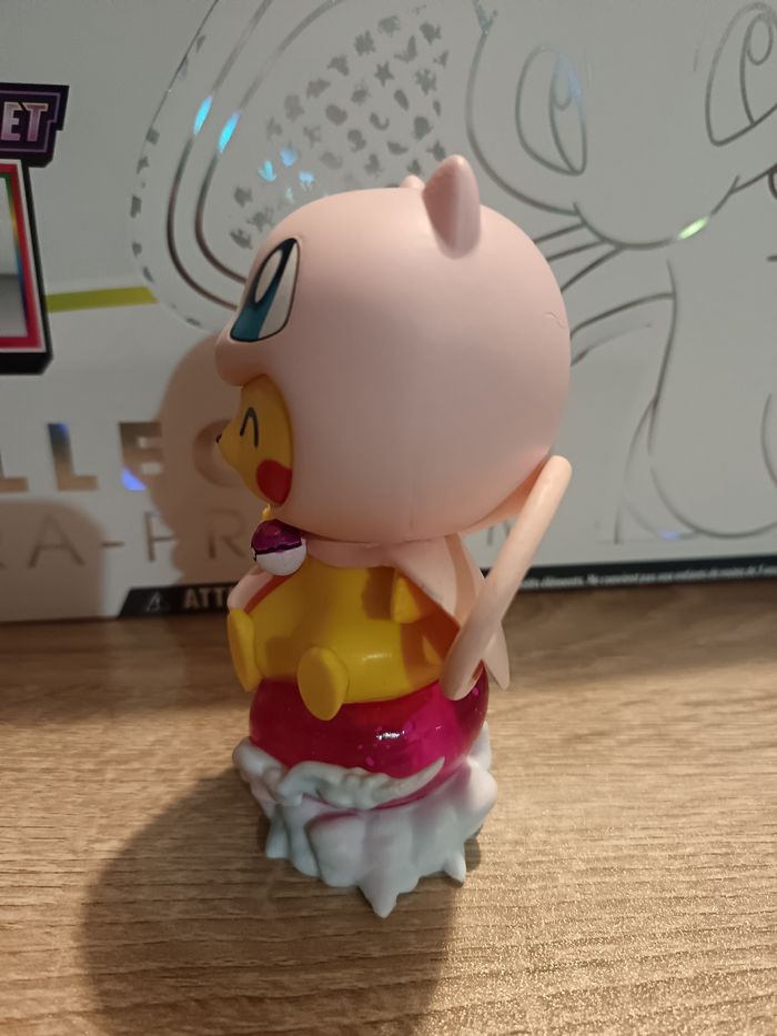 Pikachu Mew - photo numéro 2