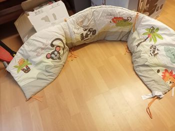 Tour de lit thème "jungle"