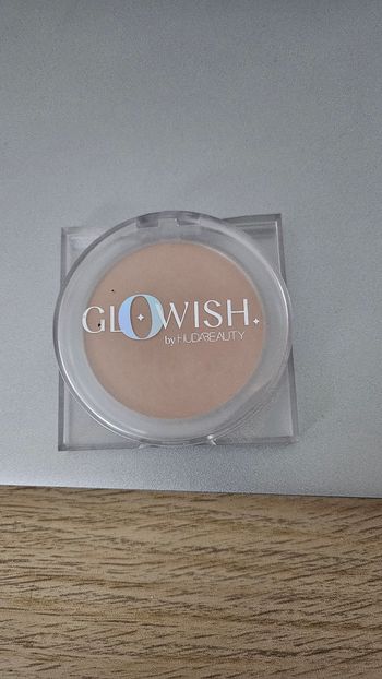 Fond de teint hudabeauty