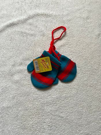 Moufles / gants bébé Taille 6-12 mois Neuf