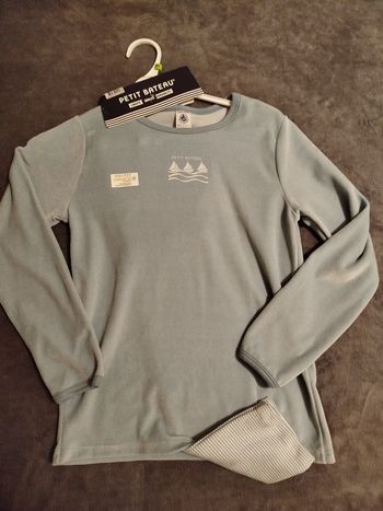Pyjama Petit bateau neuf 10 ans bleu clair