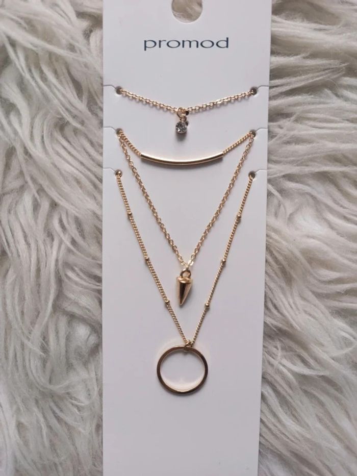 Lot de 4 colliers fantaisies dorés Promod Neuf avec étiquette