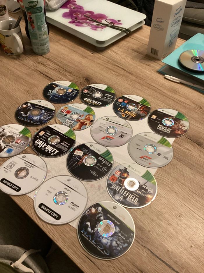 lot de 15 CD jeux ou cd installation Xbox 360 Microsoft à compléter marche parfaitement