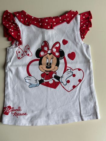 Tee-shirt Minnie avec coeurs taille 6 mois