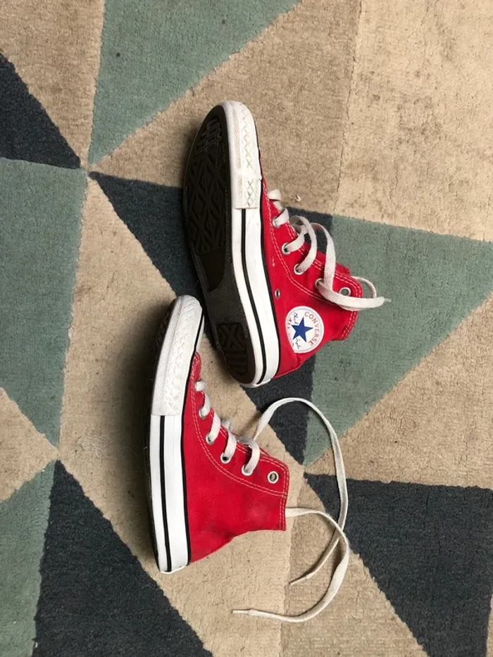 Converse rouge - photo numéro 4