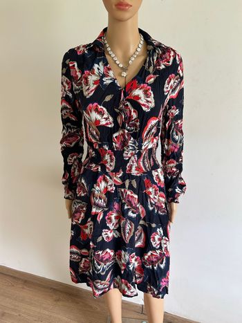 Robe bleue marine et fleurie Morgan taille 36 jamais portée 