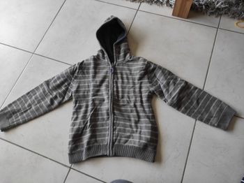 Gilet zippé à capuche réversible 8 ans garçon