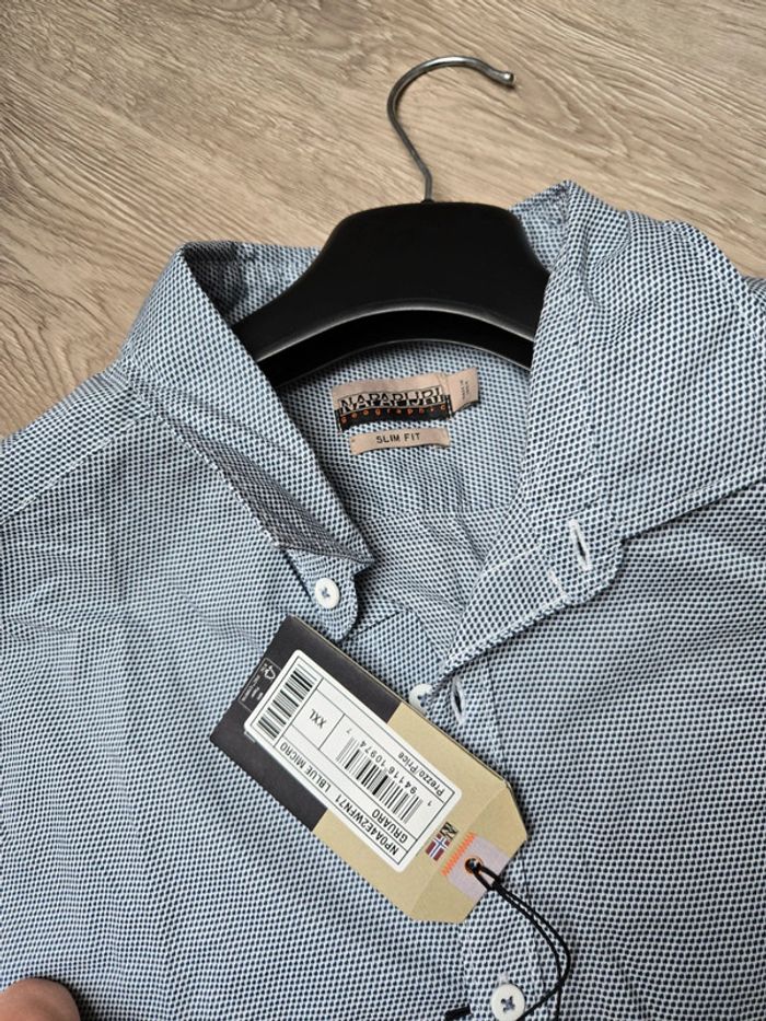 Chemise Napapijri XXL neuve - photo numéro 2