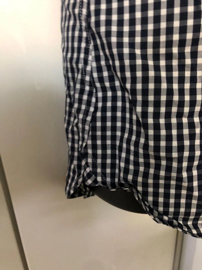 Chemise légère. Tommy Hghfiger . Taille 36 - photo numéro 6