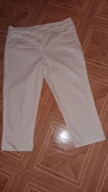 Pantacourt blanc 44