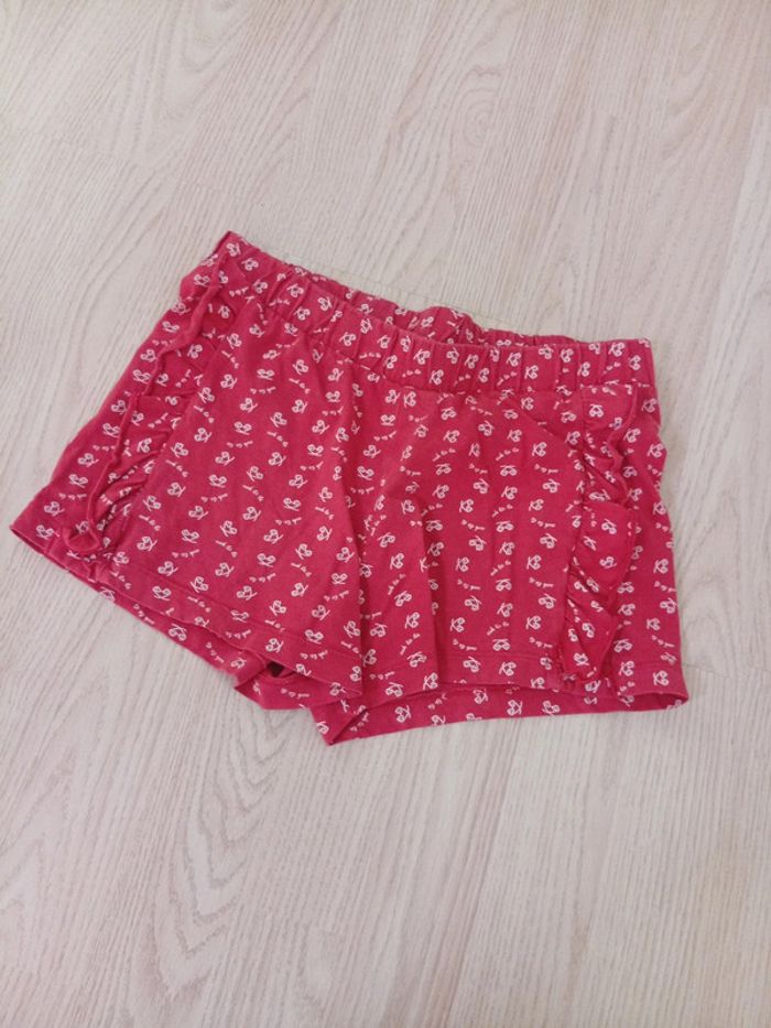Short rouge