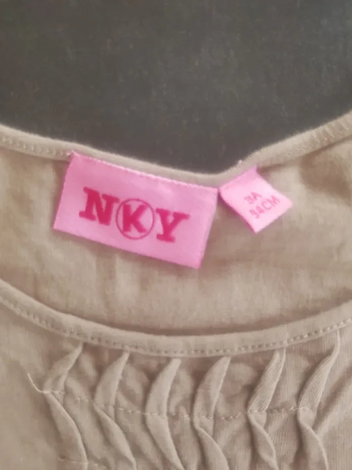 Tee shirt sans manches NKY 3 ans - photo numéro 3