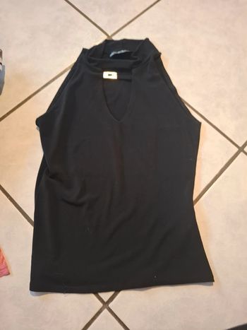 Tshirt  tour de cou noir
