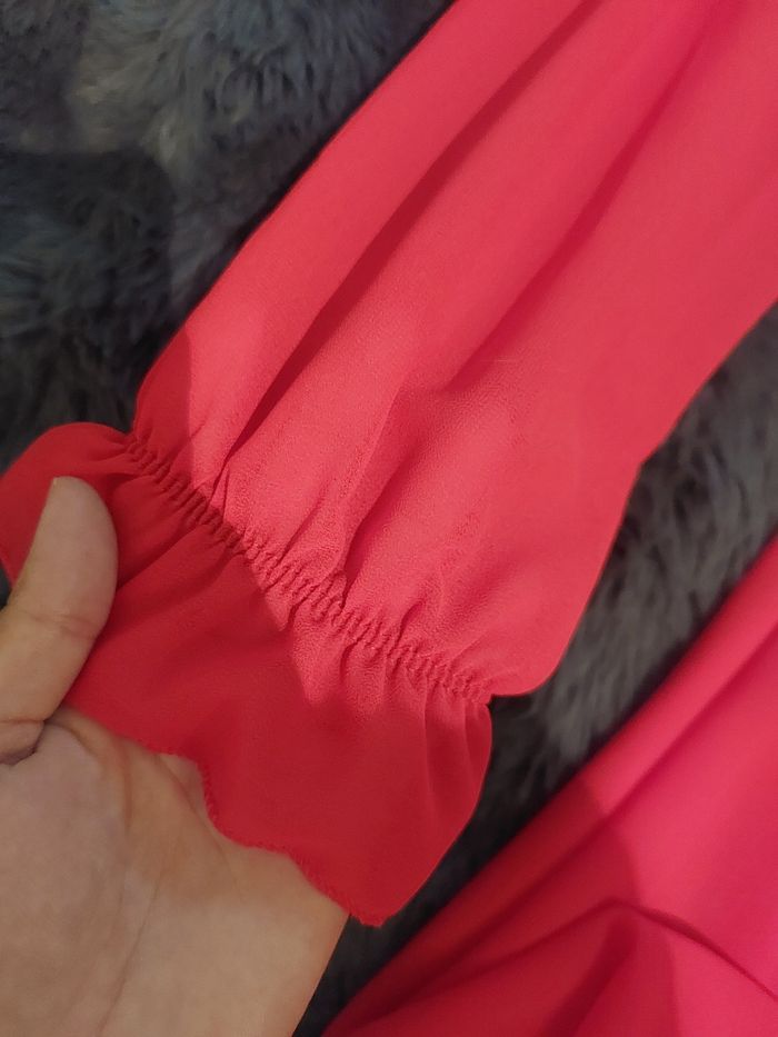 Robe rouge fluide - photo numéro 5