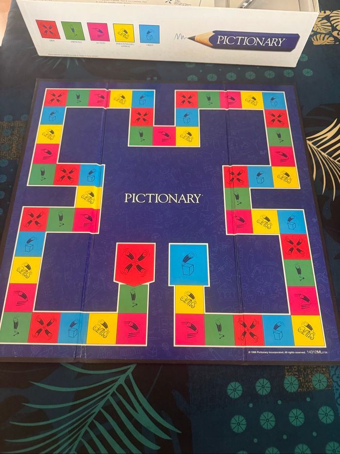 Jeu de société pictionnary - photo numéro 4