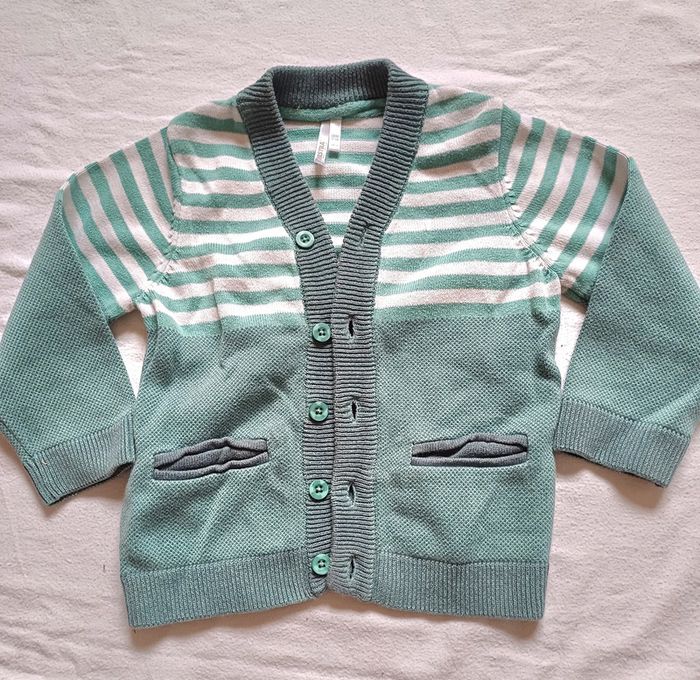 Gilet ochestra taille 18 mois