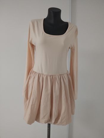 Robes femme taille M comme neuf prix 5euros la robes