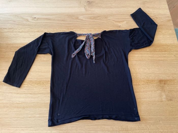 T-shirt noir manches 3/4 taille 38/40 - photo numéro 2