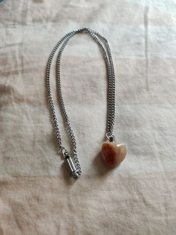 Collier pierre creme