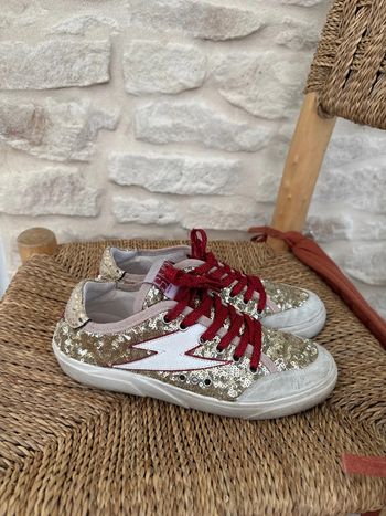 Basket dorée et rouge Semerdjian Pointure 38 - 25 €