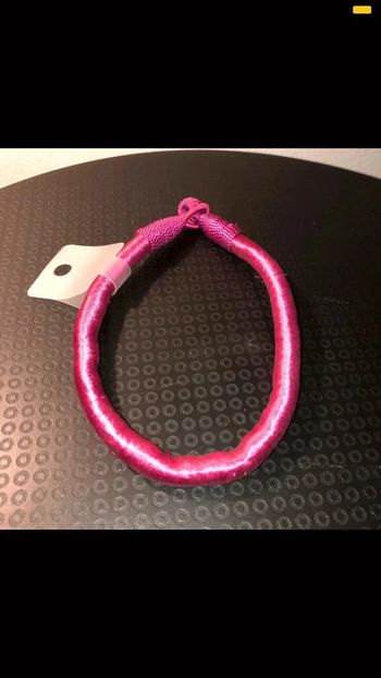 🌺 collier fantaisie tissus rose.